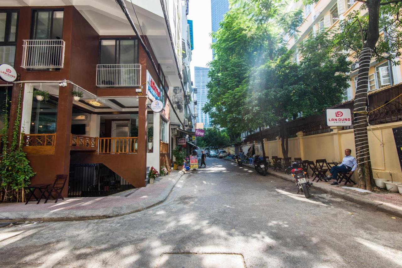 22Housing Hotel & Apartment 81 Linh Lang Hanoi Eksteriør bilde