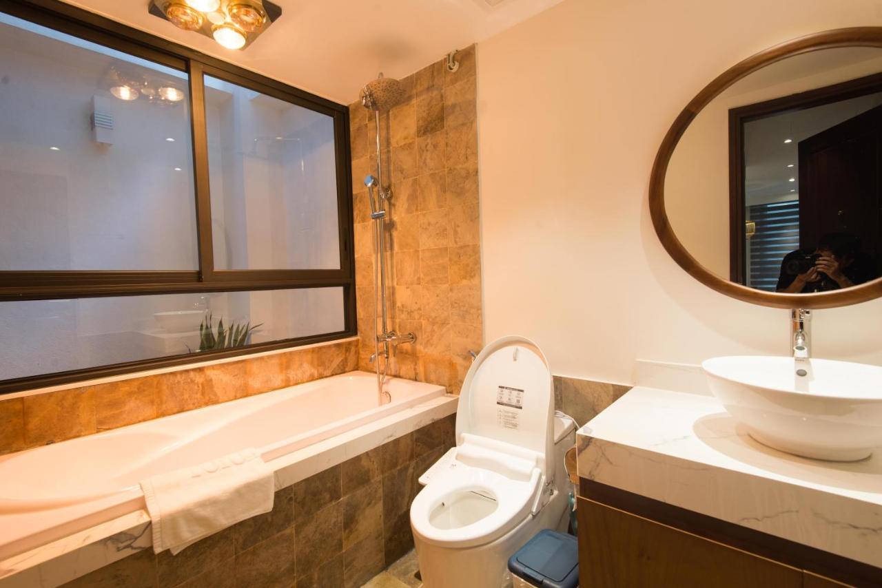 22Housing Hotel & Apartment 81 Linh Lang Hanoi Eksteriør bilde